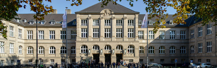 Außenansicht Gebäude TH Köln Außenansicht Gebäude TH Köln
