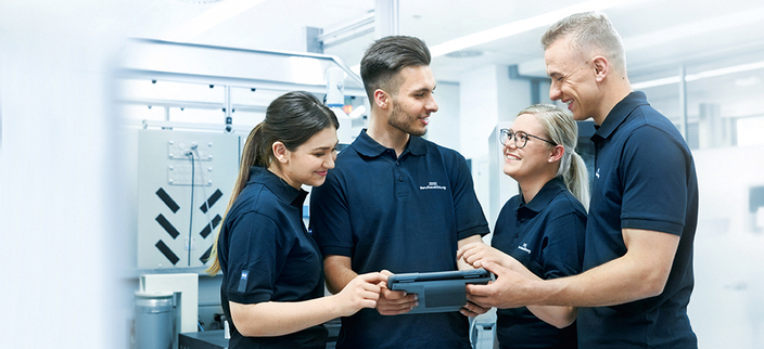 Mitarbeitende der Firma ZEISS Mitarbeitende der Firma ZEISS