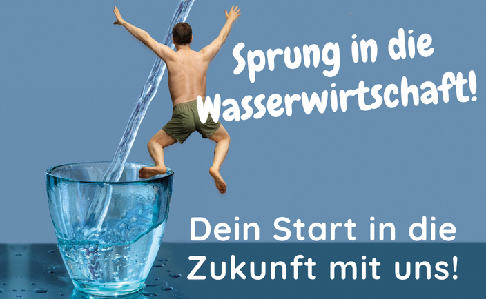 Mensch von hinten der von einem großen Wasserglas springt