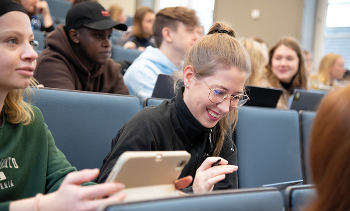 Studierende im Hörsaal Studierende im Hörsaal