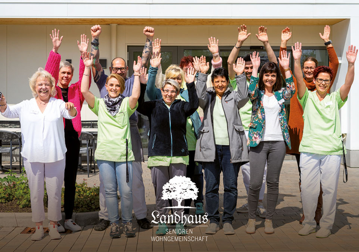 Das Team der Landhaus Seniorenwohngemeinschaft in Thüringen Das Team der Landhaus Seniorenwohngemeinschaft in Thüringen