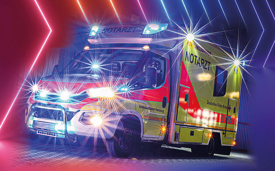 Rettungswagen mit Blaulicht. Rettungswagen mit Blaulicht.