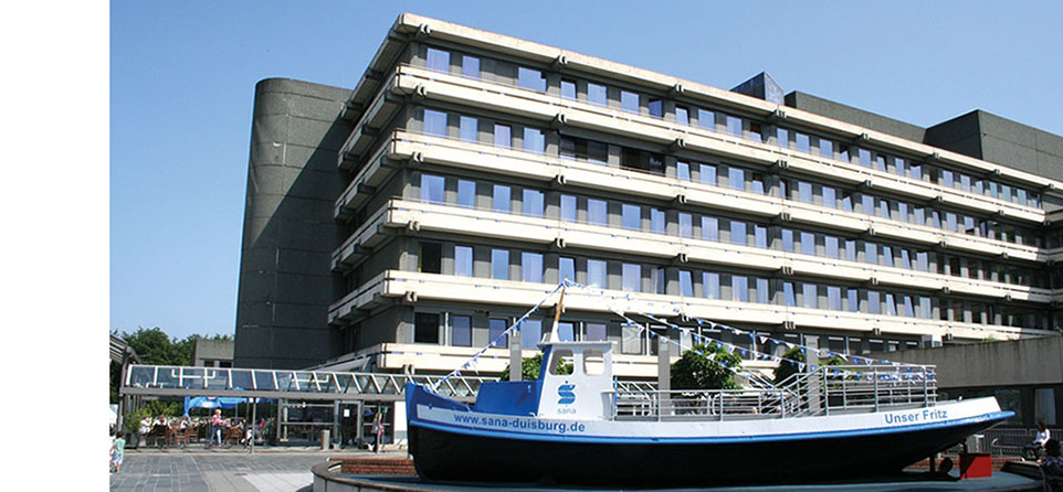 Außenansicht Klinikgebäude Außenansicht Klinikgebäude