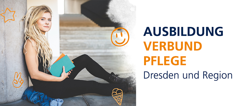 Junge Frau an einer Mauer gelehnt sitzend mit Heften in der Hand. Kleine Graphiken (Stern, Smily, Eistüte und Peacezeichen liegen auf dem Bild) daneben der Spruch Ausbildung Verbund Pflege Dresden und Region Junge Frau an einer Mauer gelehnt sitzend mit Heften in der Hand. Kleine Graphiken (Stern, Smily, Eistüte und Peacezeichen liegen auf dem Bild) daneben der Spruch Ausbildung Verbund Pflege Dresden und Region