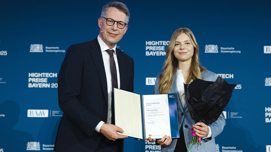 Regina Luig bei der Preisverleihung (Ausschnitt) © AG1_4271_c_StMWK/Andreas Gebert